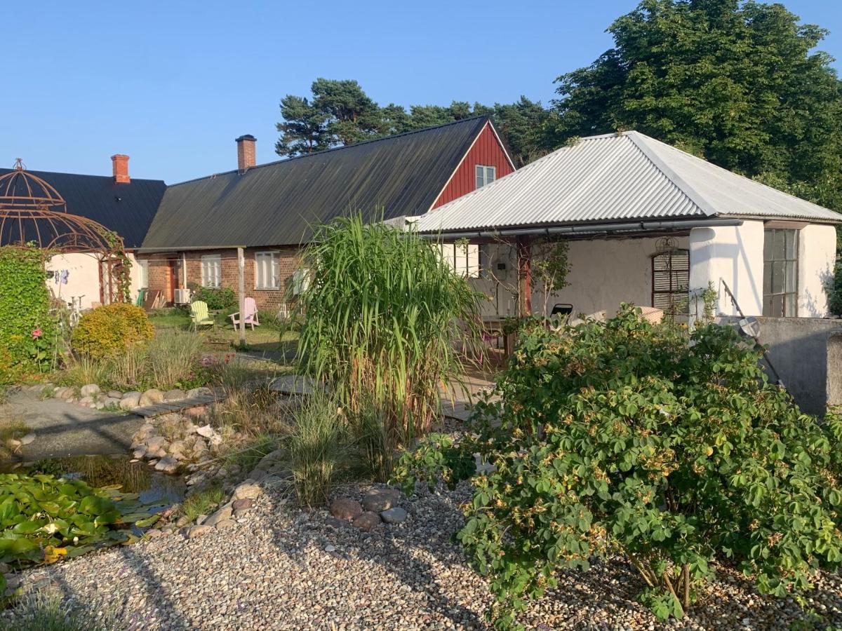 Strandbadsgarden B&B Löderup Екстериор снимка